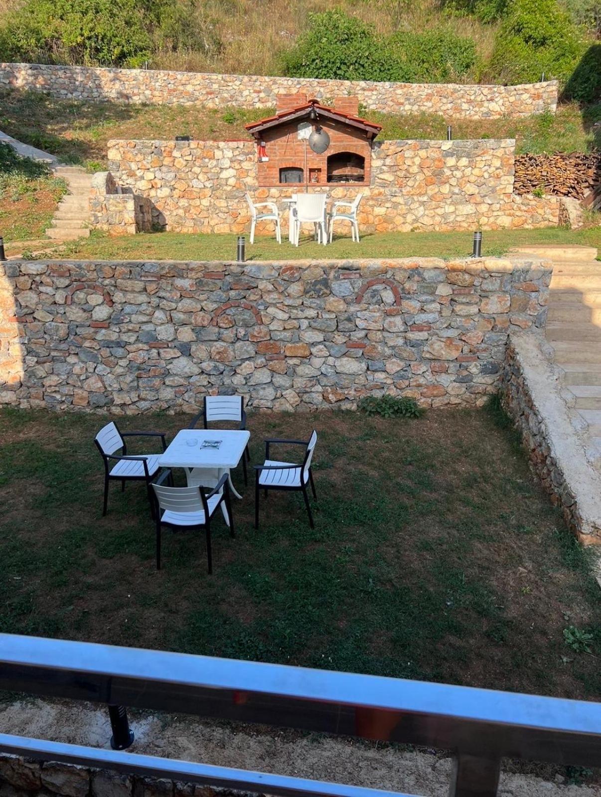 Edelweiss Villa Trpejca Buitenkant foto