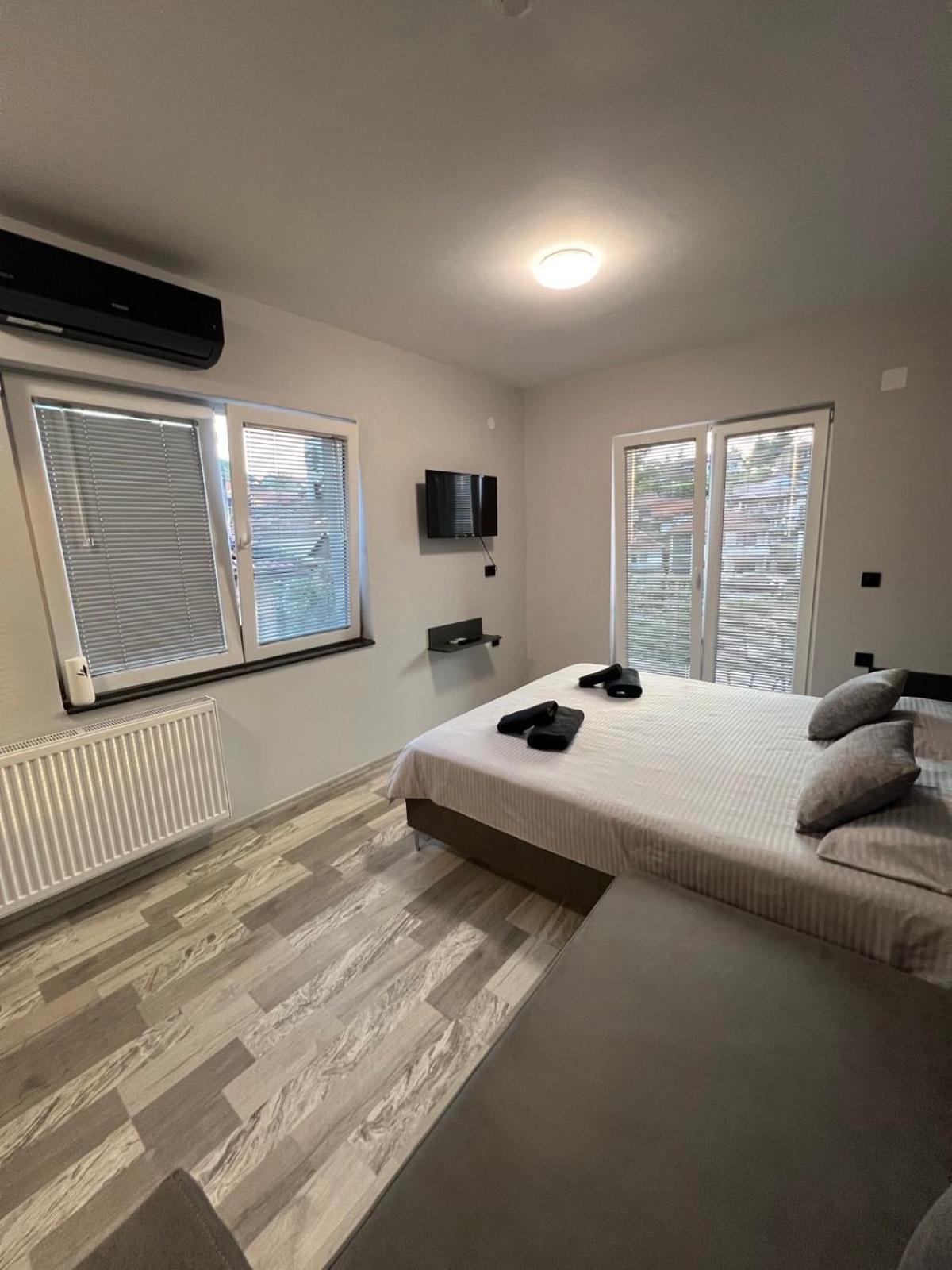 Edelweiss Villa Trpejca Buitenkant foto